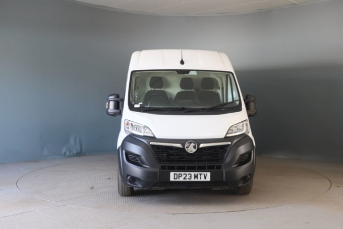 2025 Vauxhall Movano