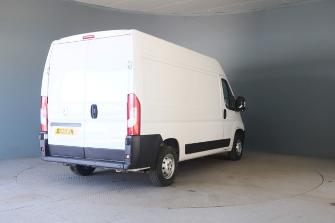 2025 Vauxhall Movano