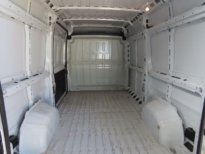 2025 Vauxhall Movano