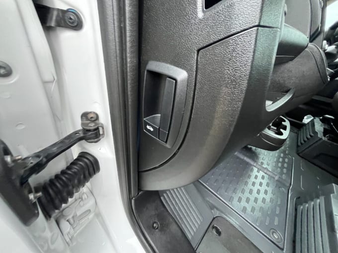 2025 Vauxhall Movano