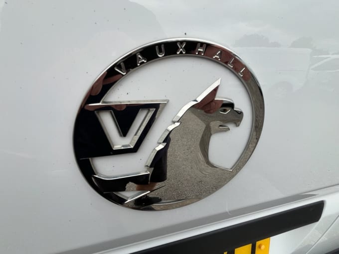 2025 Vauxhall Movano