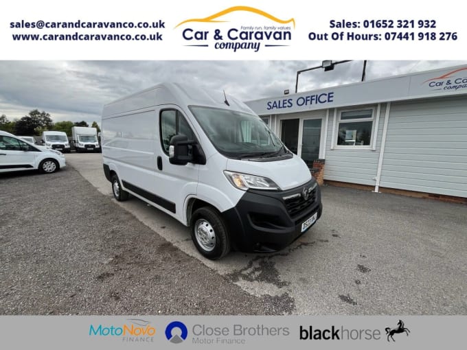 2025 Vauxhall Movano