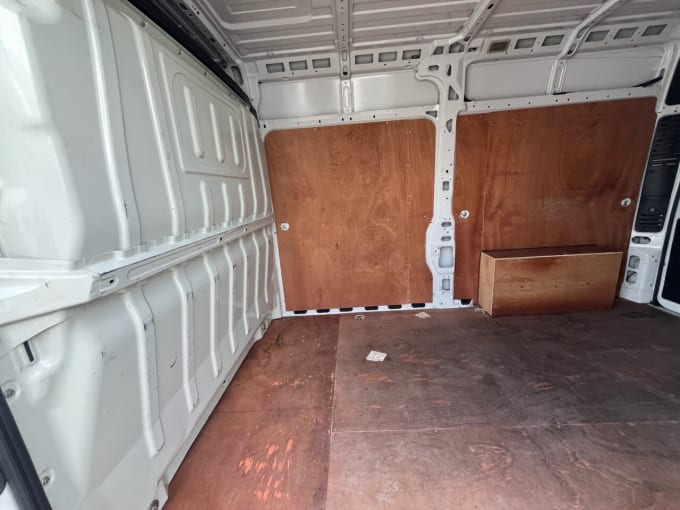 2025 Vauxhall Movano