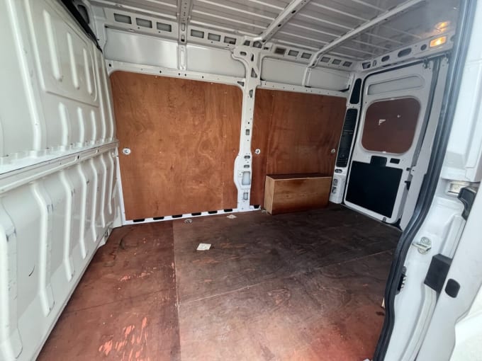2025 Vauxhall Movano