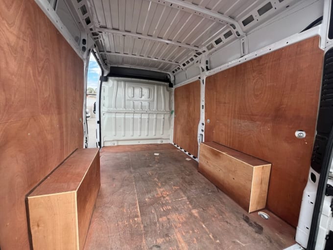 2025 Vauxhall Movano