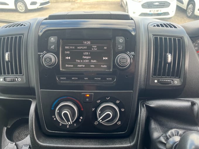 2025 Vauxhall Movano