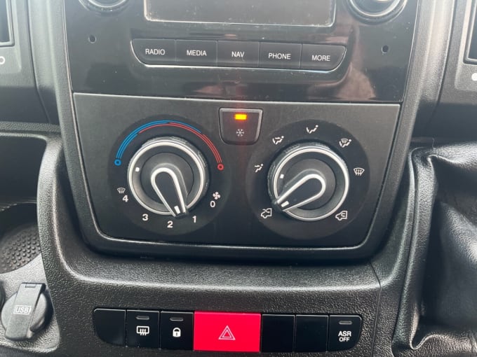 2025 Vauxhall Movano