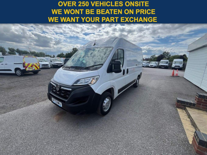 2025 Vauxhall Movano