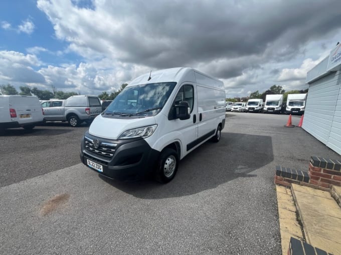 2025 Vauxhall Movano