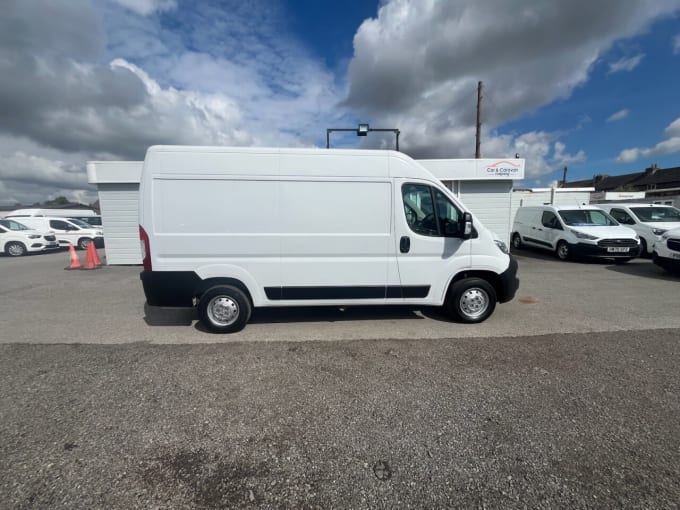 2025 Vauxhall Movano
