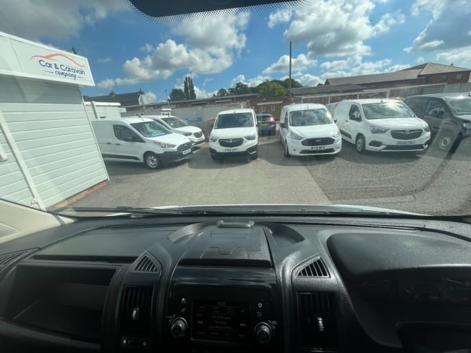2025 Vauxhall Movano