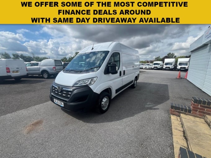 2025 Vauxhall Movano