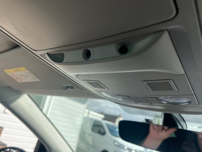 2025 Volkswagen Sharan