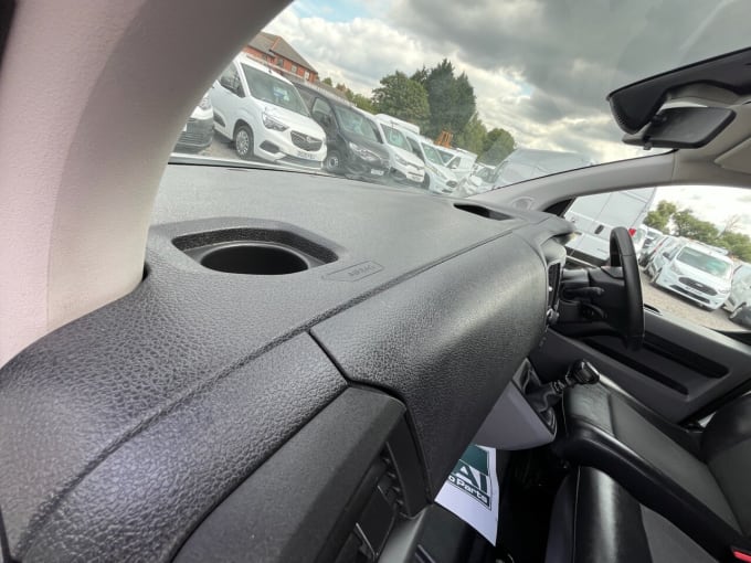 2025 Vauxhall Vivaro
