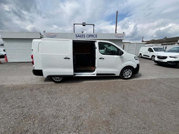 2025 Vauxhall Vivaro