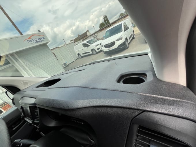 2025 Vauxhall Vivaro