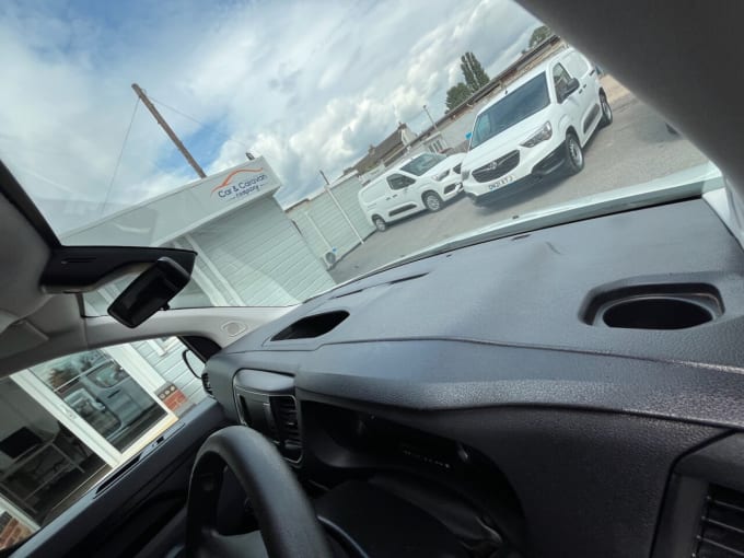 2025 Vauxhall Vivaro