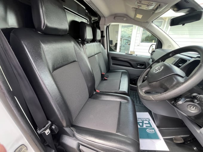 2025 Vauxhall Vivaro