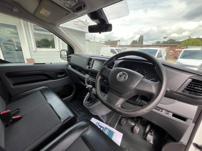 2025 Vauxhall Vivaro