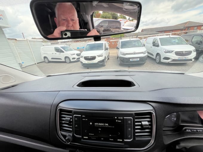 2025 Vauxhall Vivaro