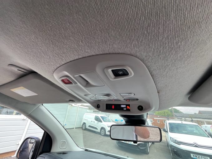 2025 Vauxhall Vivaro