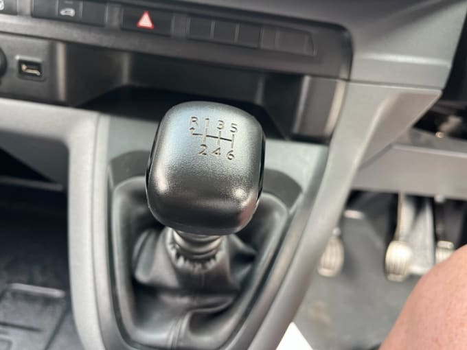 2025 Vauxhall Vivaro