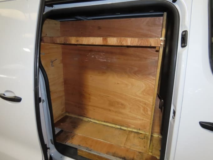 2025 Vauxhall Vivaro