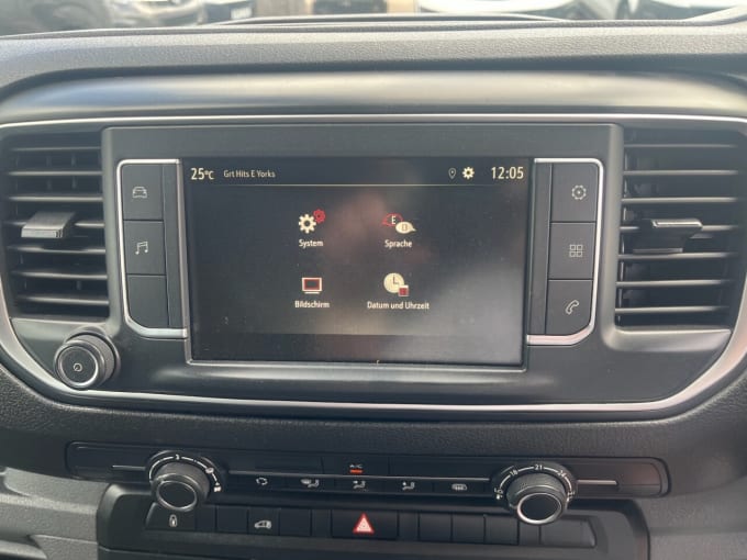 2025 Vauxhall Vivaro