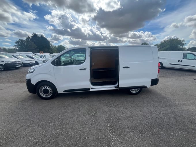 2025 Vauxhall Vivaro