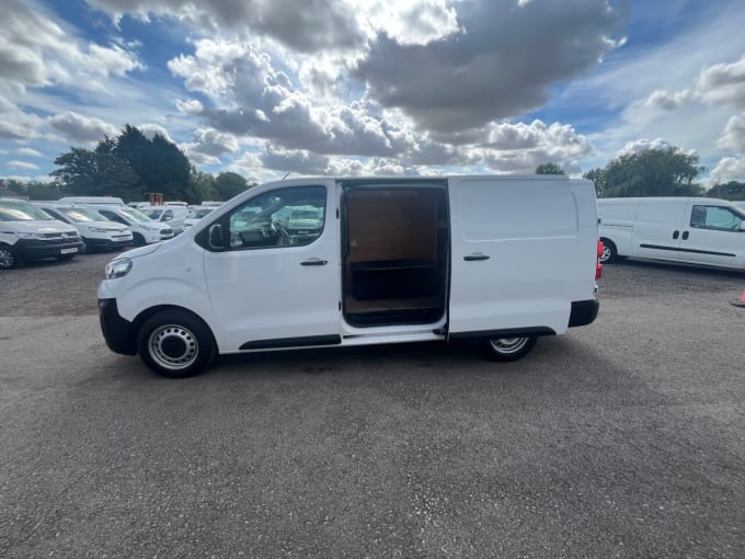 2025 Vauxhall Vivaro