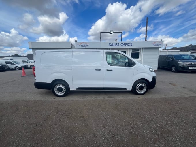 2025 Vauxhall Vivaro