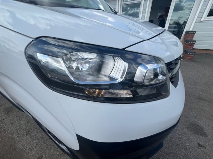 2025 Vauxhall Vivaro