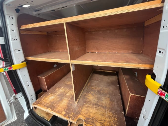 2025 Ford Transit Custom