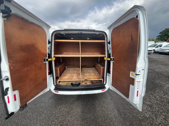 2025 Ford Transit Custom