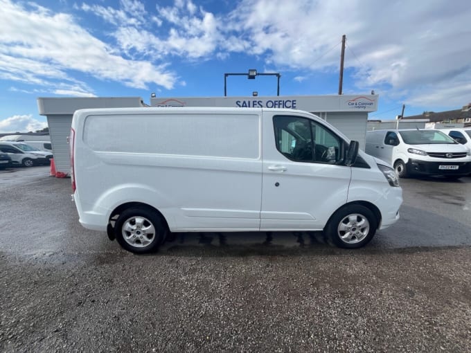 2025 Ford Transit Custom