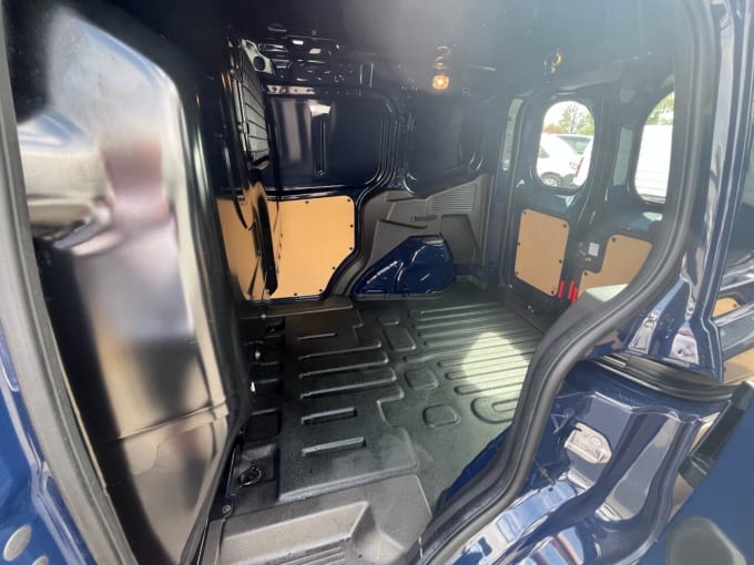 2025 Ford Transit Courier