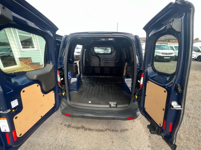 2025 Ford Transit Courier