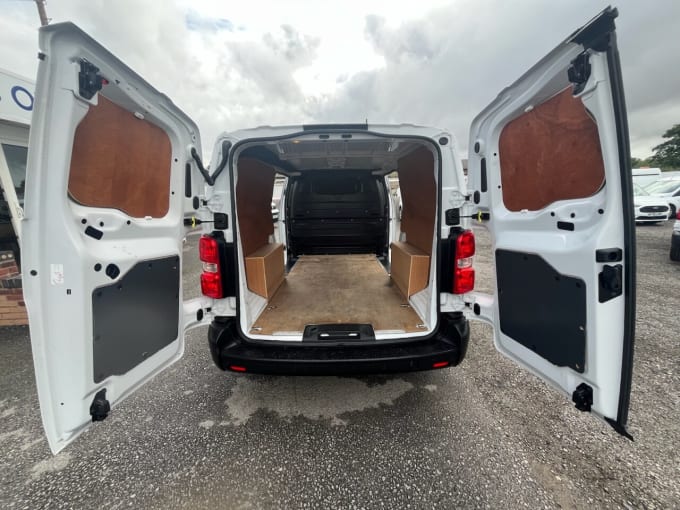 2025 Vauxhall Vivaro