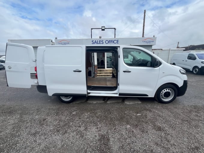 2025 Vauxhall Vivaro