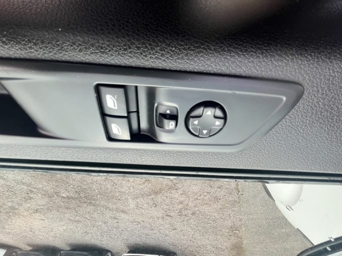 2025 Vauxhall Vivaro