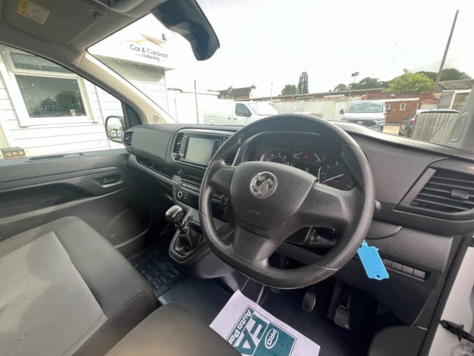 2025 Vauxhall Vivaro