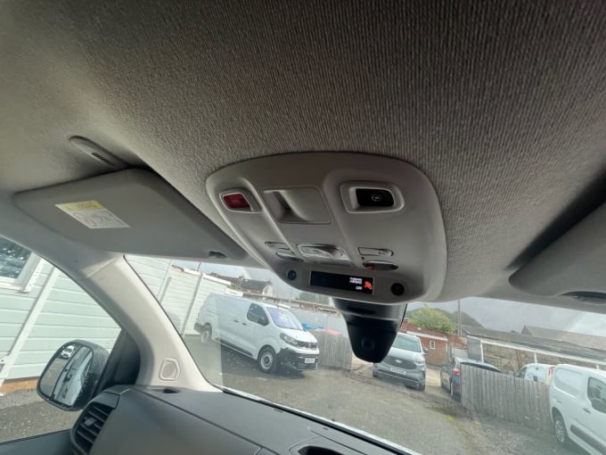 2025 Vauxhall Vivaro