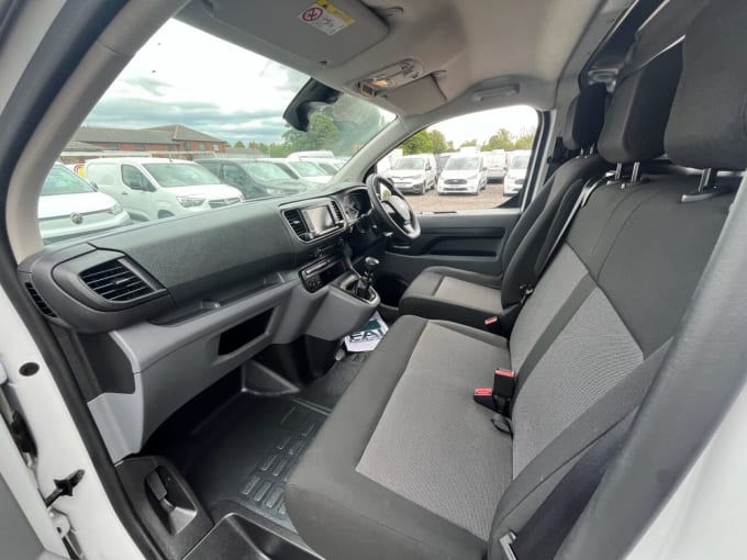 2025 Vauxhall Vivaro