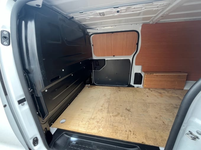 2025 Vauxhall Vivaro