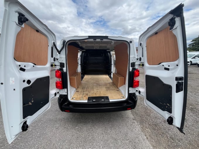 2025 Vauxhall Vivaro