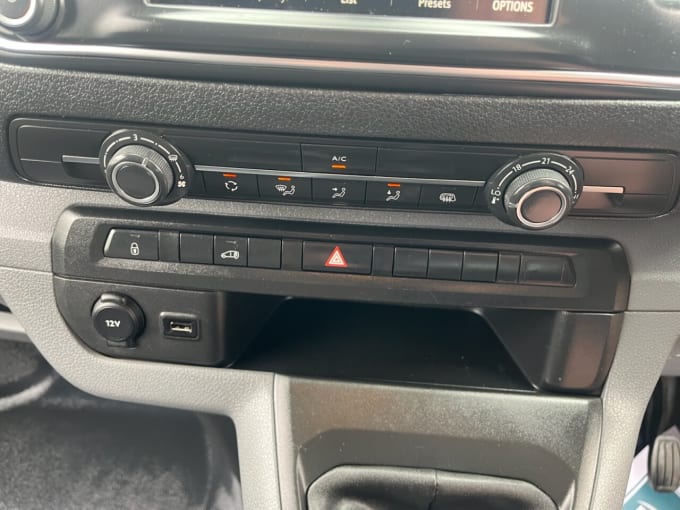 2025 Vauxhall Vivaro