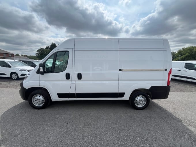 2025 Vauxhall Movano