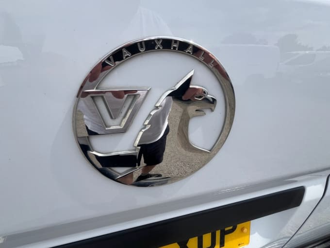 2025 Vauxhall Movano