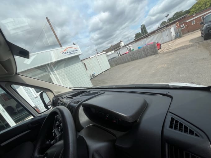 2025 Vauxhall Movano