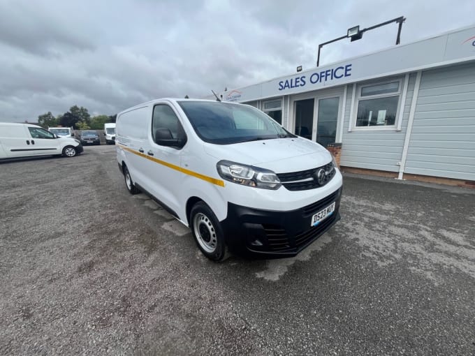 2025 Vauxhall Vivaro